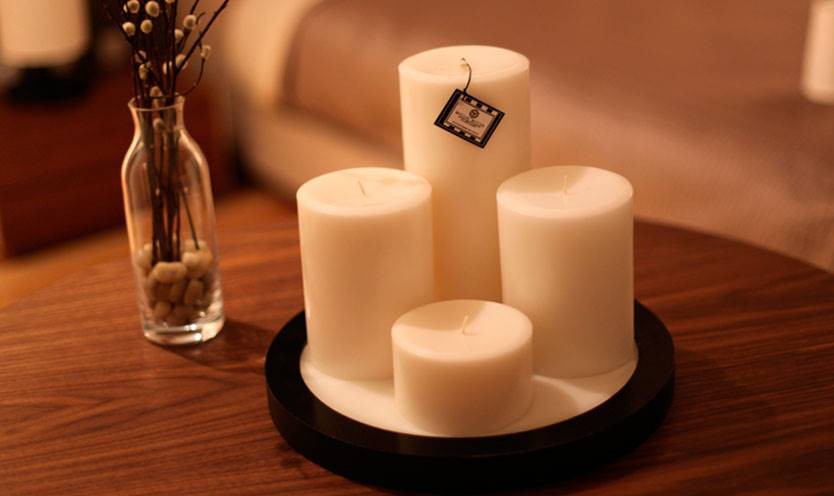 Centro De Mesa Con Base De Madera Cilíndrico 4 Velas Cilíndricas